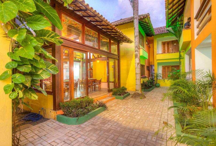 area multiuso-vista externa2.jpg