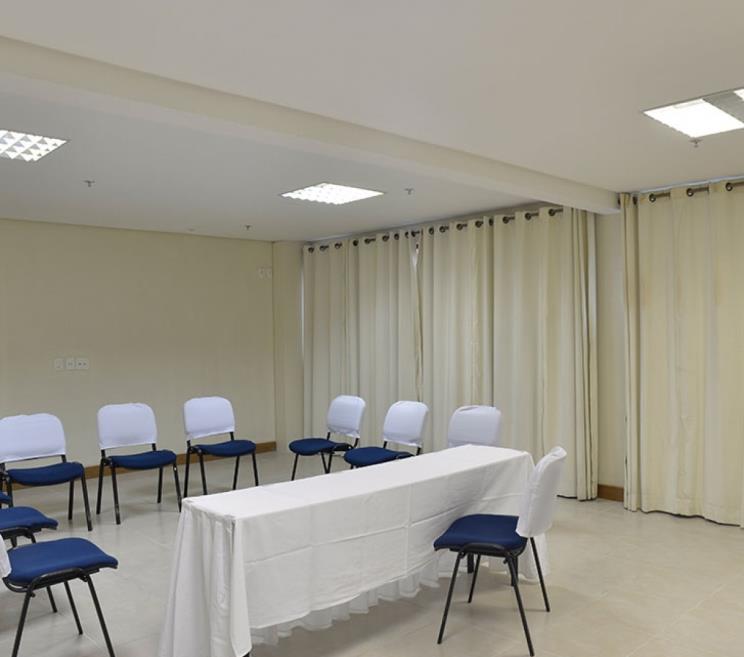 Sala-FLORES-DA-CUNHA.jpg