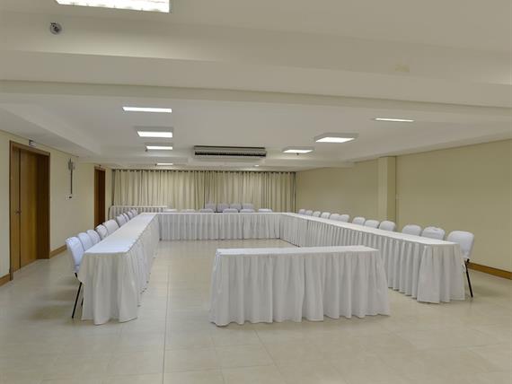 Sala-FARROUPILHA.jpg