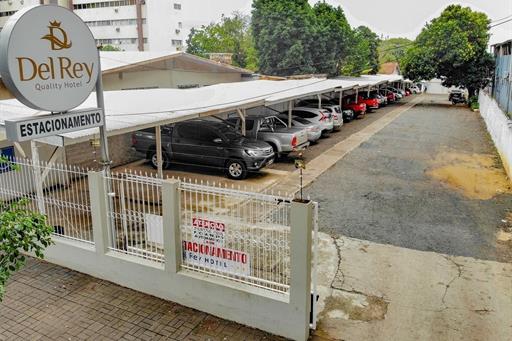 Estacionamento menor resolução.jpg