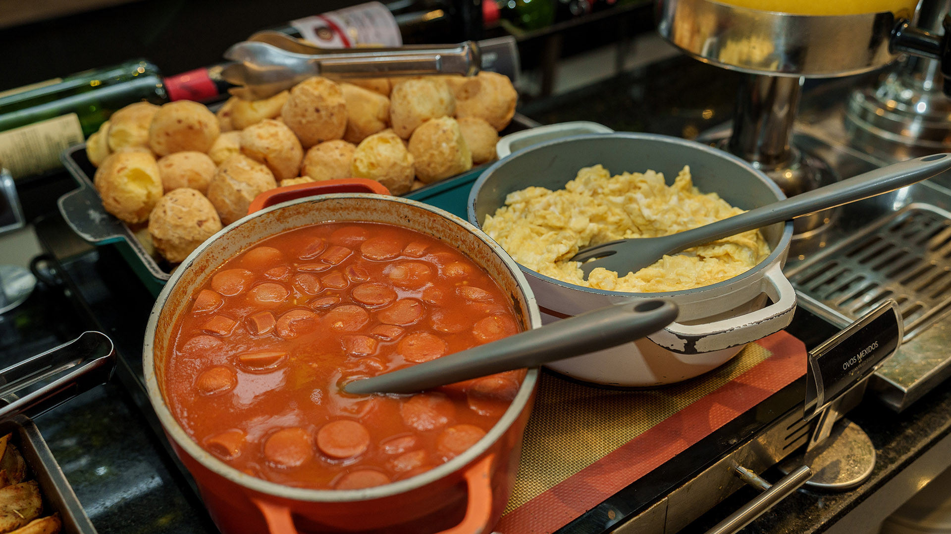 Illustrative image of Athos Bulcão Hplus EXECUTIVE