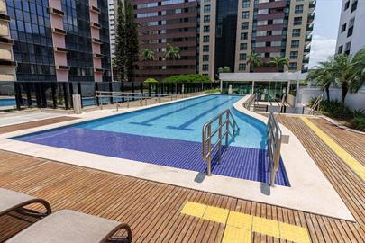 piscina-hotel-athos-bulcao-brasilia.jpg