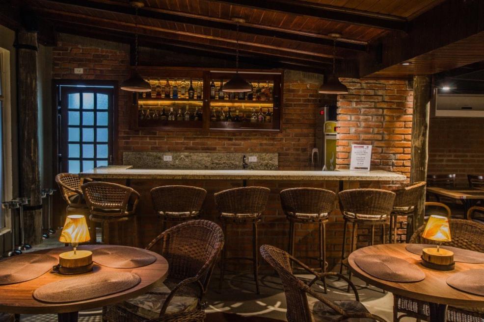 bar2.jpg
