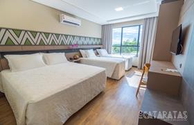 SUPERIOR CASAL + 02 CAMAS TWIN do Complexo Eco Cataratas Resort by SJ