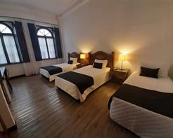 LUXO TRIPLO TWIN