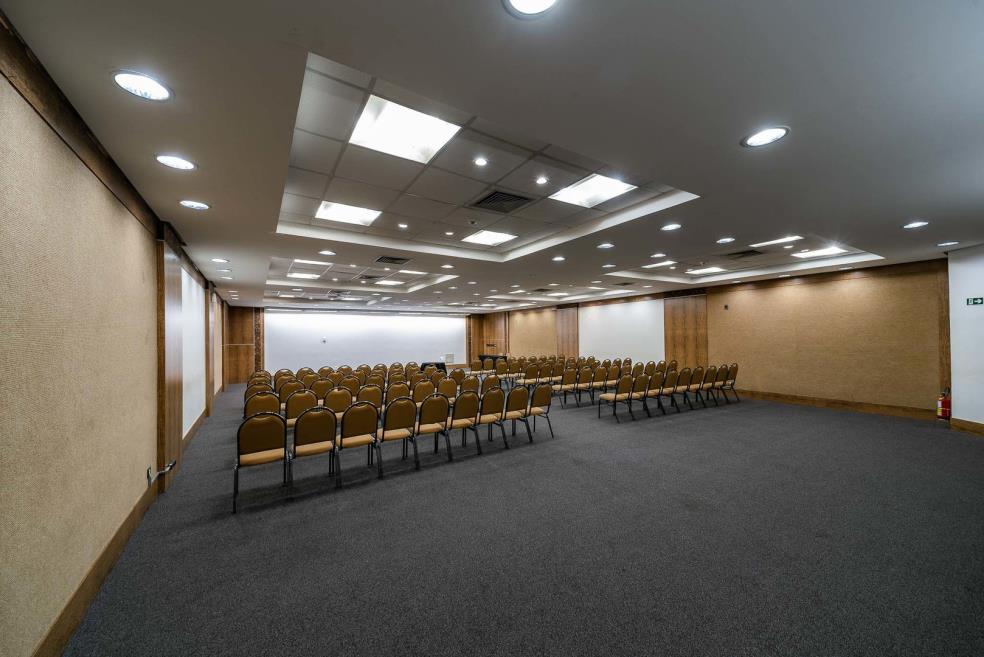 sala imbuia.jpg