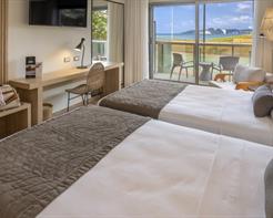 Prime Family Apartment, Side Sea View