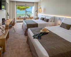 Prime Family Apartment Facing the Sea