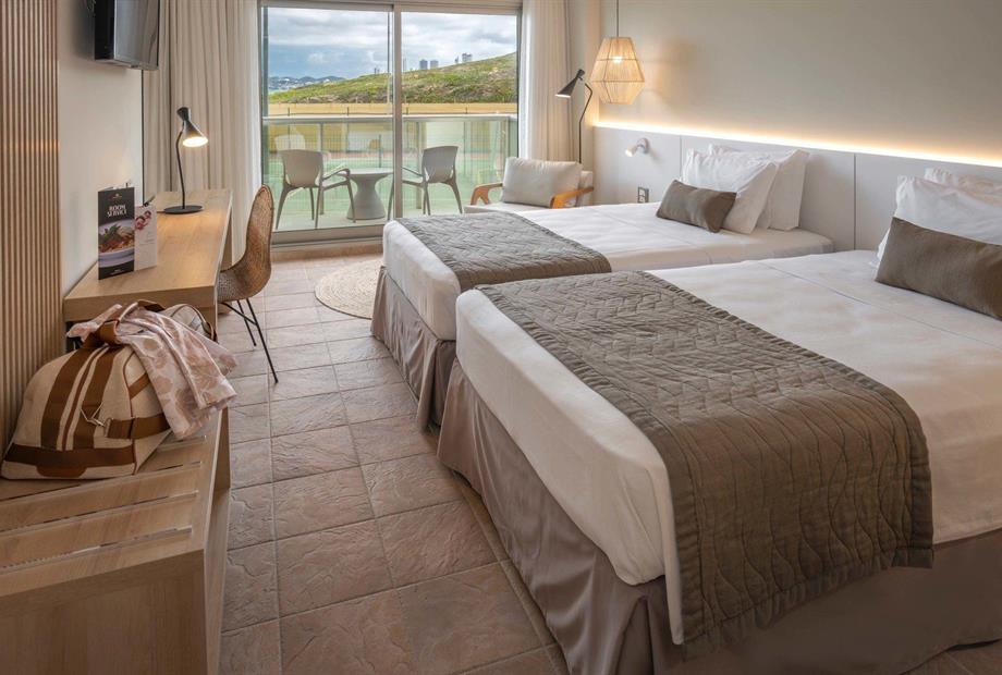 1. prime lateral twin.jpg