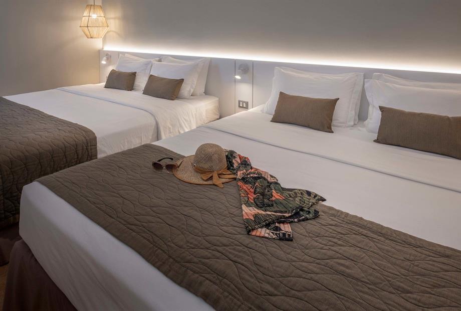 3.familia prime lateral mar.jpg