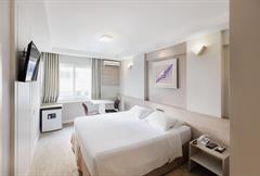 Quarto Casal Executivo