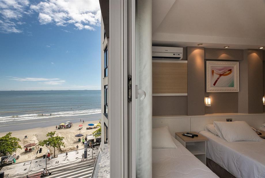 triplo vista b (2).jpg