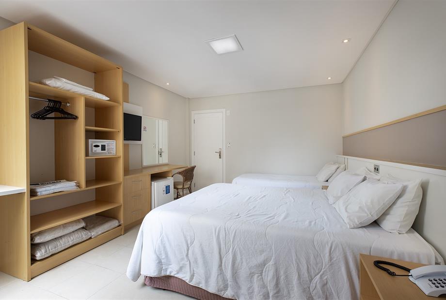 casal com solteiro3 b.jpg