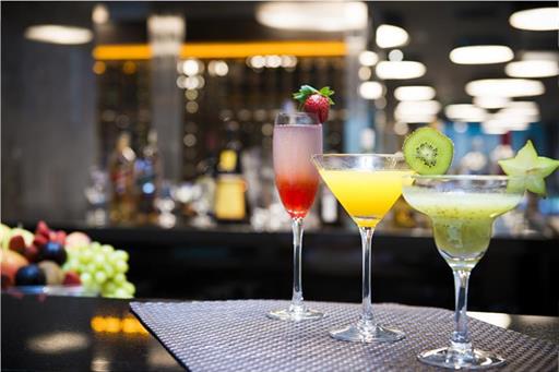 Drinks Lobby Bar.jpg