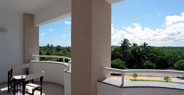 suite varanda 221_easy-resize.com.jpg