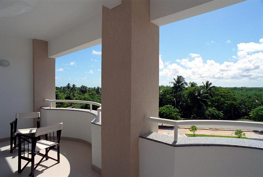 suite varanda 221_easy-resize.com.jpg