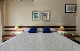 Standard Quádruplo do Aguabúzios Hotel