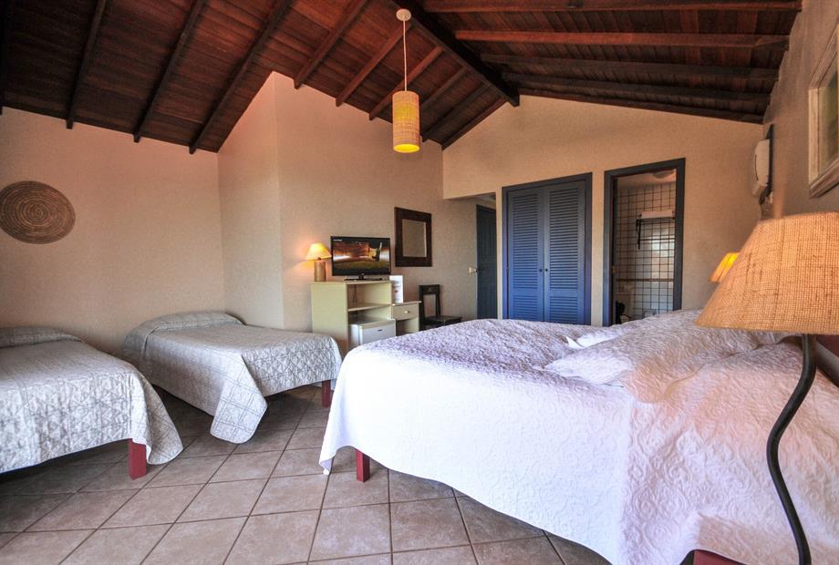 cuadruple triple  sup - std.jpg