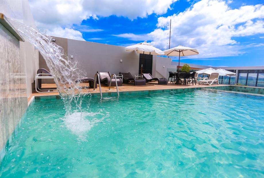 WhatsApp Image 2021-11-18 at 14.59.50.jpeg