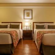 Luxo Família - Vista Piscina