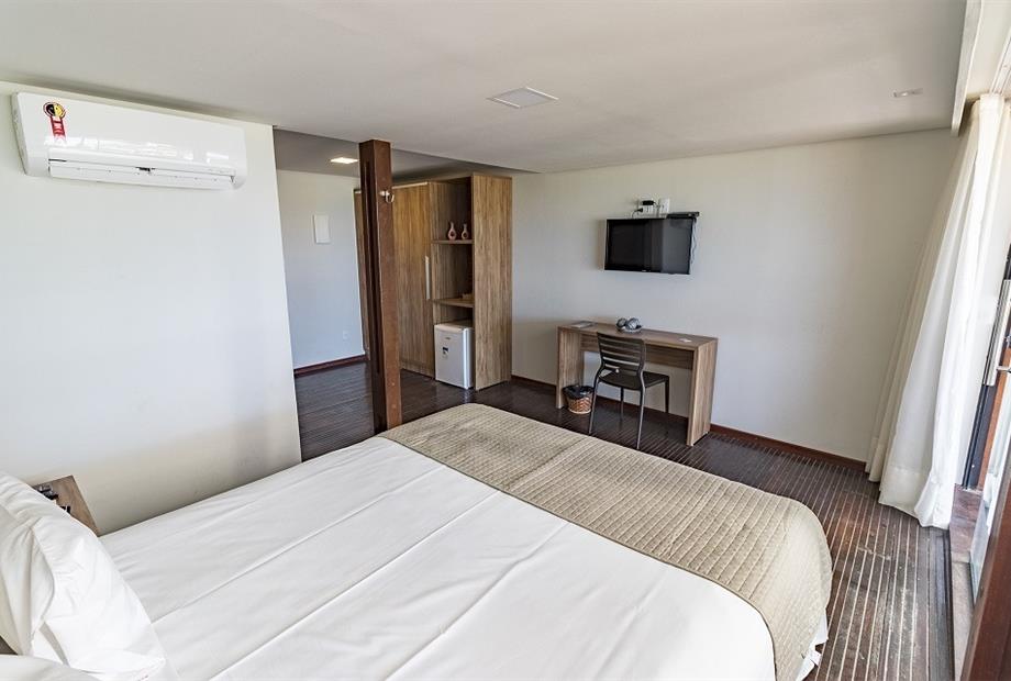 APTO FRENTE MAR VARANDA (3).jpg