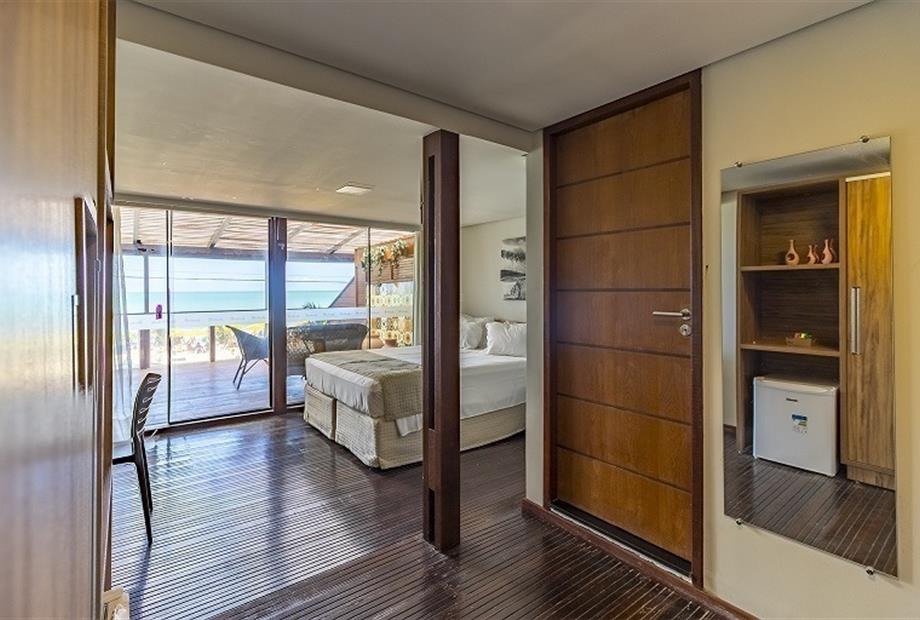 APTO FRENTE MAR VARANDA (1).jpg