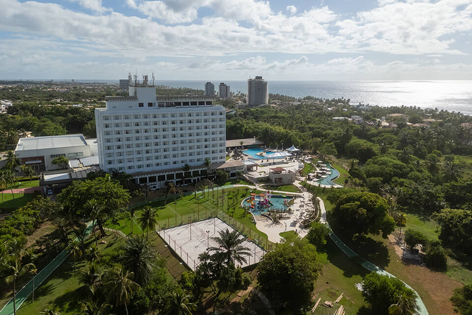 hotel_deville_salvador-fachada_2.jpg