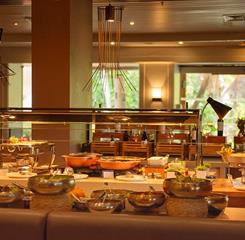 hotel_deville_salvador-restaurante_7.jpg