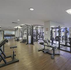 hotel_deville_salvador-academia_2.jpg