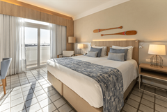 Quarto Luxo Superior Com 1 Cama Queen Size
