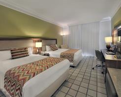 Quarto Luxo Com 2 Camas de Casal