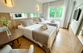 Luxo DBL Twin do Nadai Confort Hotel e Spa