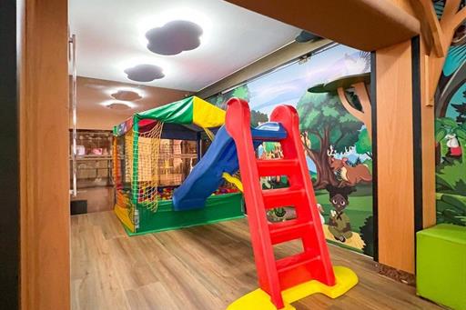 img_9810 (1)-min.jpg