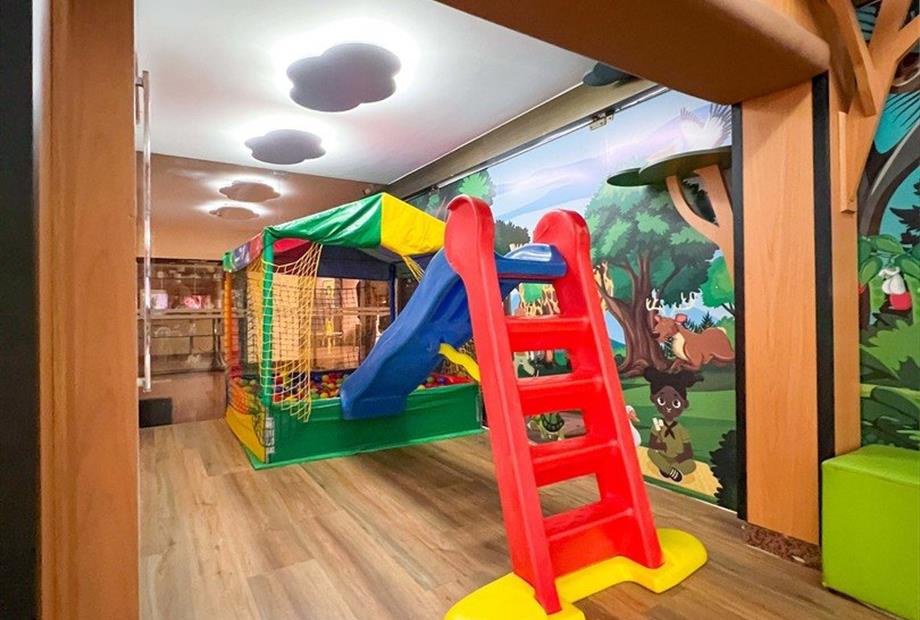 img_9810 (1)-min.jpg