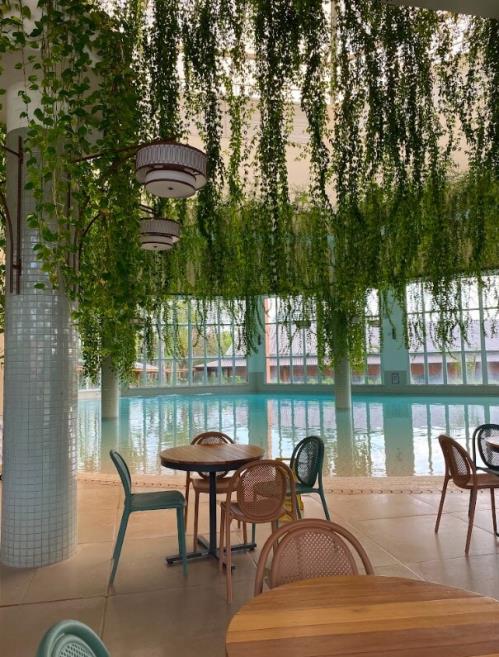 piscina coberta - dentro.jpg