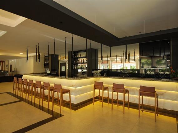 piano bar.jpg