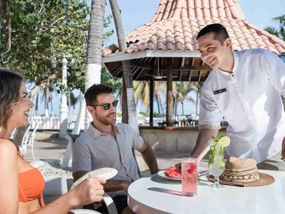 _urv2807_m ok-2_58_11zon.jpg