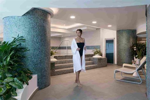 _urv3182_m ok_14_11zon.jpg