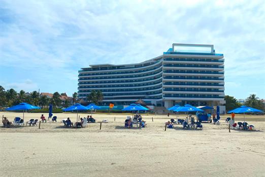 torre del mar hotel americas.jpg