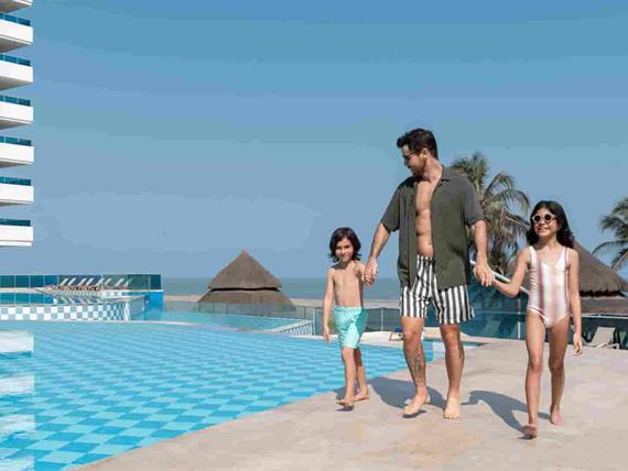 _urv0052_m ok_2_11zon.jpg