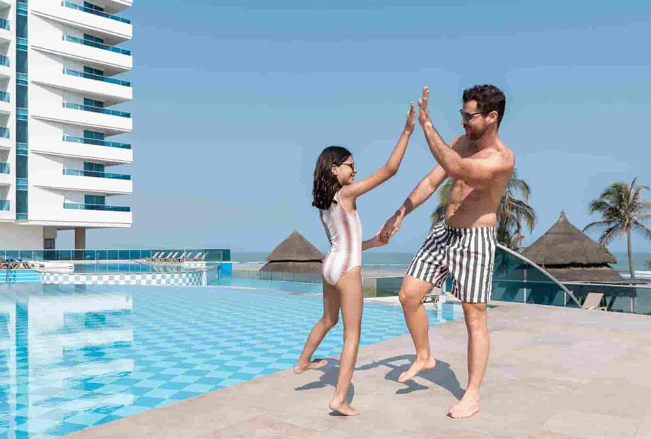 _urv9985_m ok_17_11zon.jpg