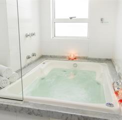 banheiro master (3).jpg