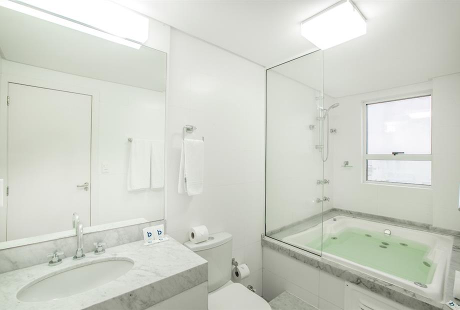 banheiro master (10).jpg