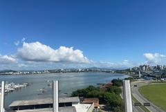 SUPERIOR VISTA MAR COM SACADA