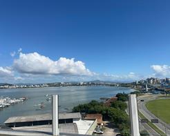 SUPERIOR VISTA MAR COM SACADA