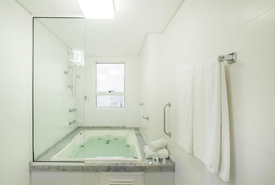 banheiro master (9).jpg