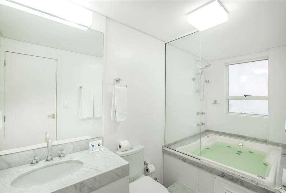 banheiro master (10).jpg