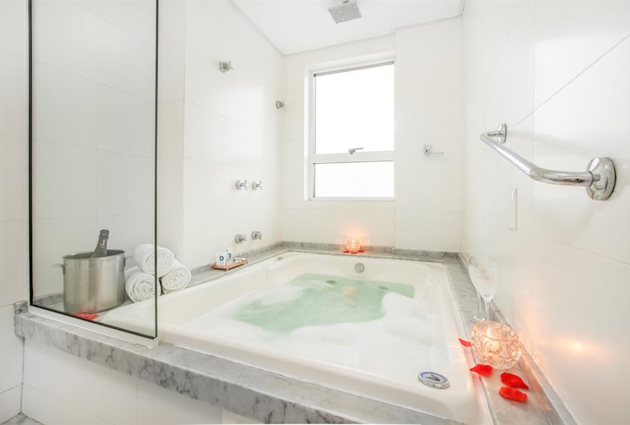 banheiro master (8).jpg