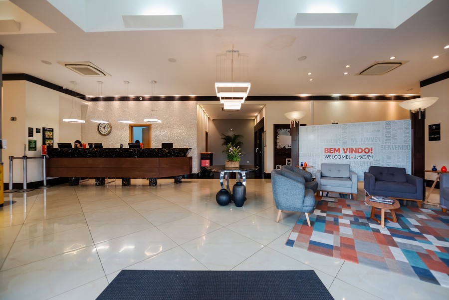 lobby 5.jpg
