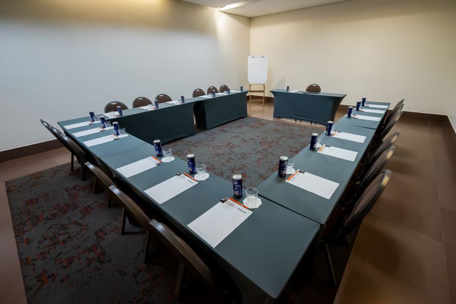 sala evento u7.jpg